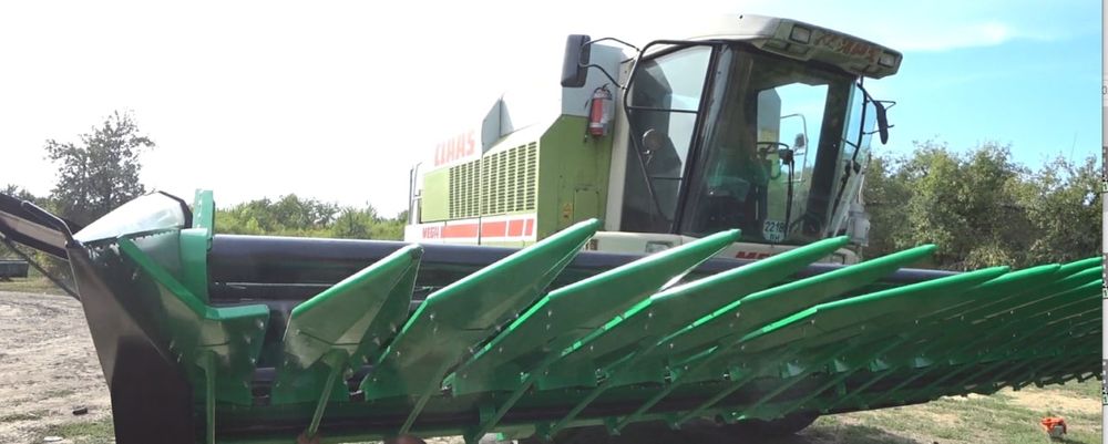 Жатка соняшникова Велес Агро СХ-8,4 жниварка (Sunspeed Maizco)