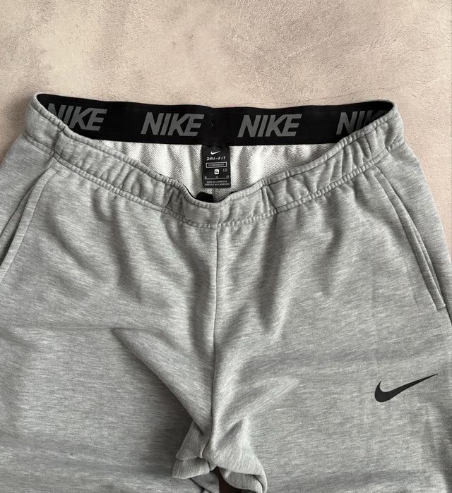 Nike Dri Fit Standart fit