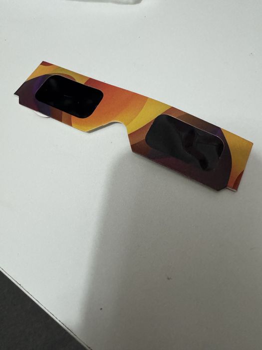 Oculos eclipse –