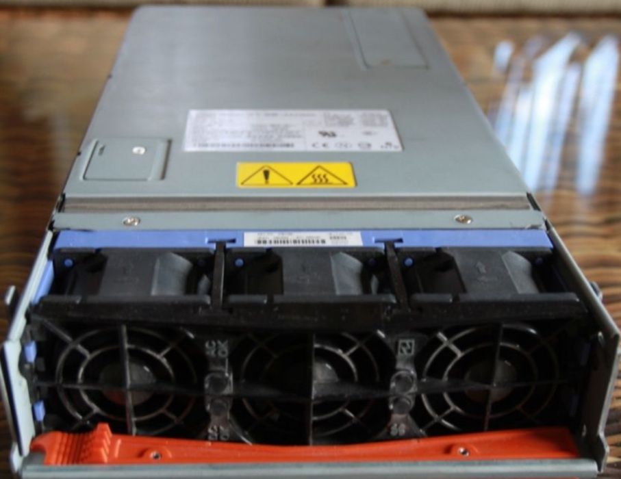 Блок питания IBM BladeCenter Astec AA23920L 2880W