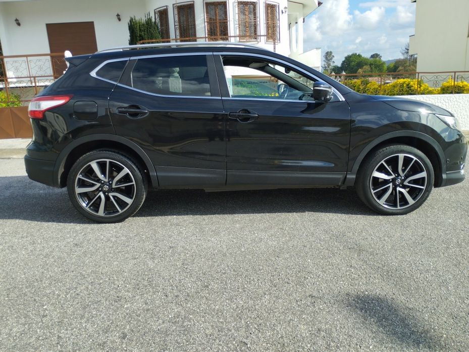 Nissan Qashqai — fotografia 4