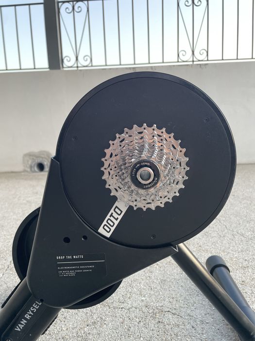 Rolo interativo Van Rysel d100