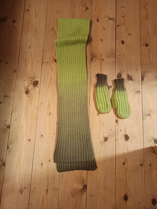 Szalik plus rękawiczki tezenis