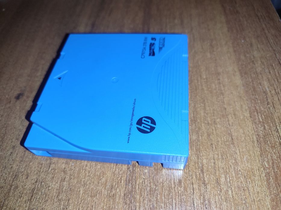 Дата-картридж HP LTO-5 Ultrium 3TB RW Data Cartridge (C7975A)
Технолог