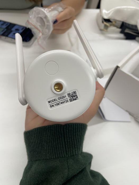 Câmera de vigilância Boifun 2K sem fio