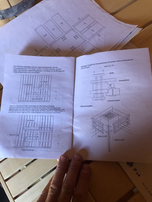 Sauna z piecem ekektrycznym i akcesoriami