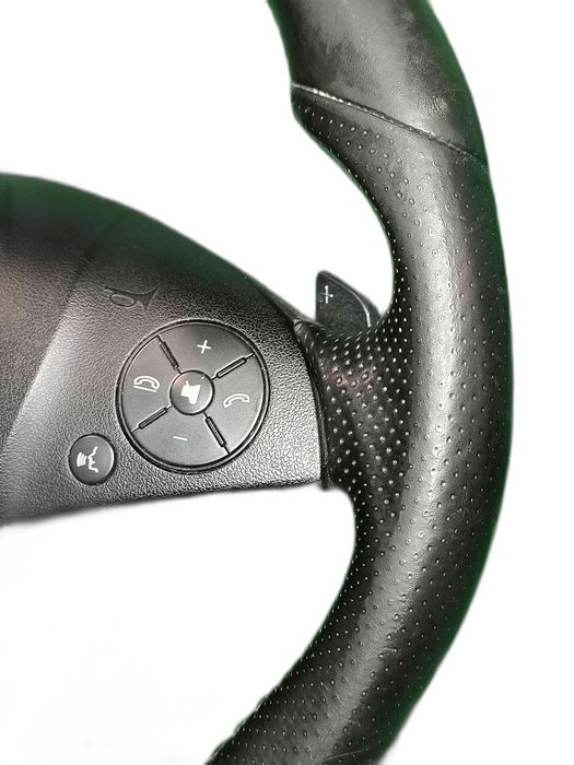Volante de Direção MERCEDES-BENZ E-CLASS Coupé A2074601203 (OEM) | A2078604002 (OEM) | A2048210151 (OEM) | A2048210051 (OEM)