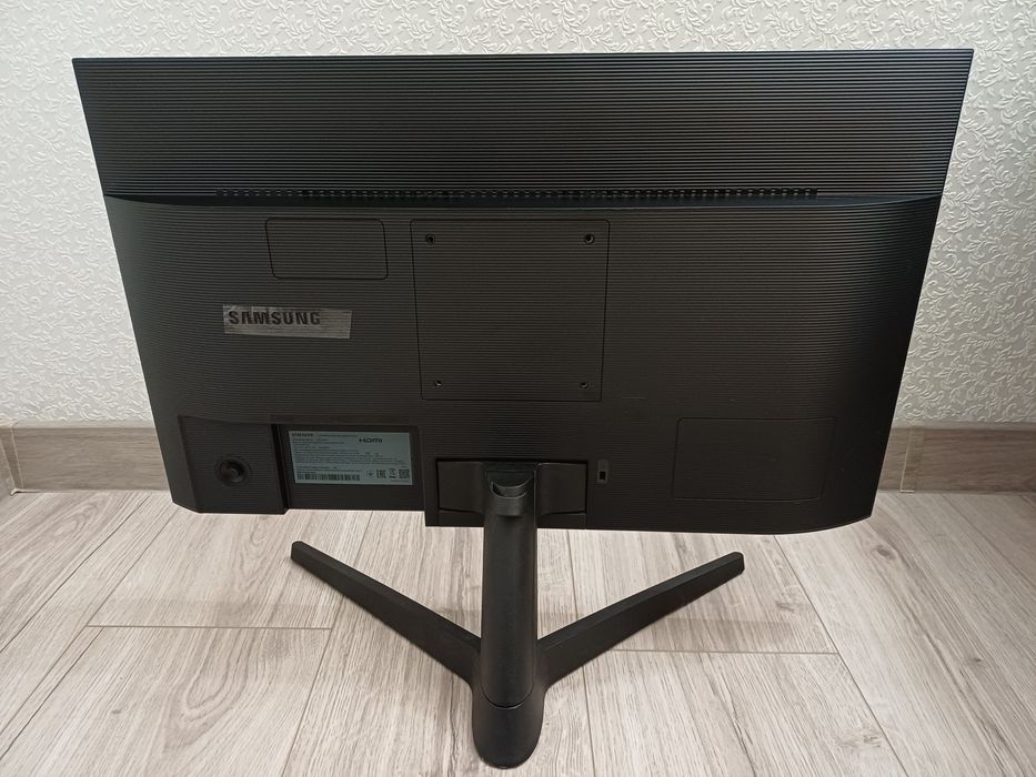 Монітор SAMSUNG 24"