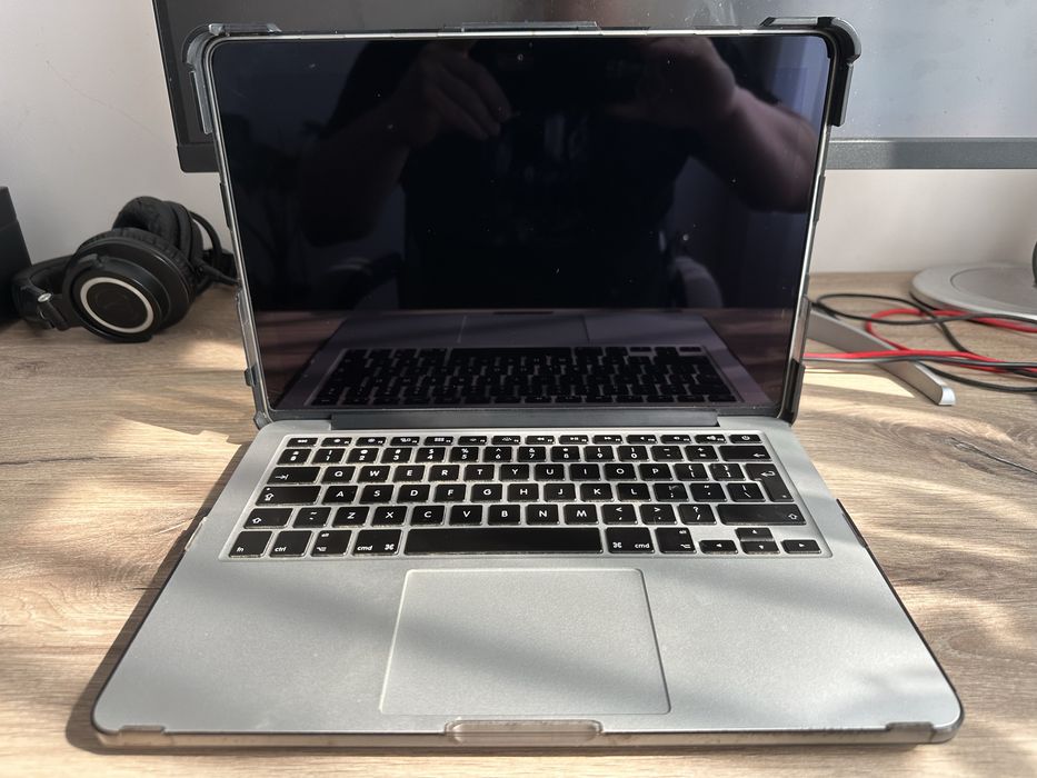 Macbook Pro 13" i7 16gb