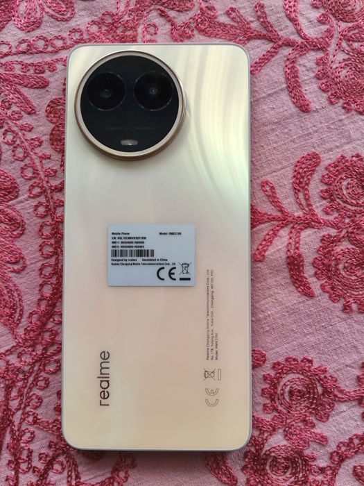 Sprzedam telefon Realme 11 5G
