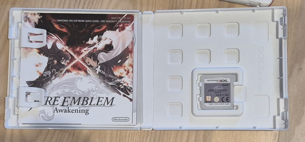 Konsola nintendo 2ds red&white
