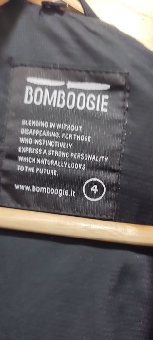 Пухова куртка Bomboogie р.S