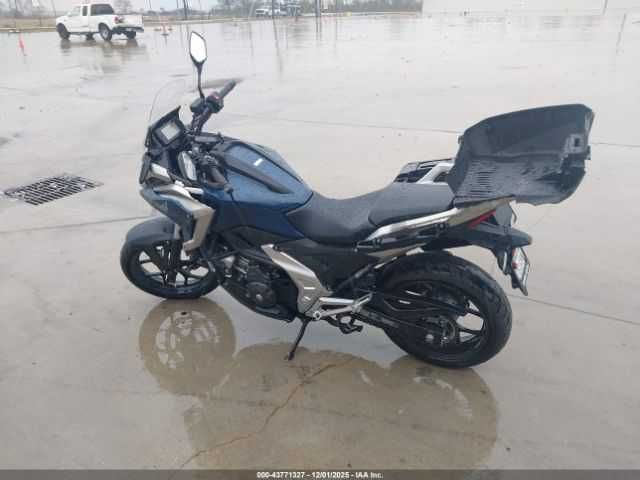 Honda NC750 XD 2024