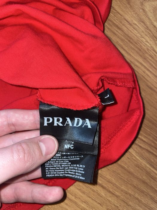 Чоловіча Футболка Prada