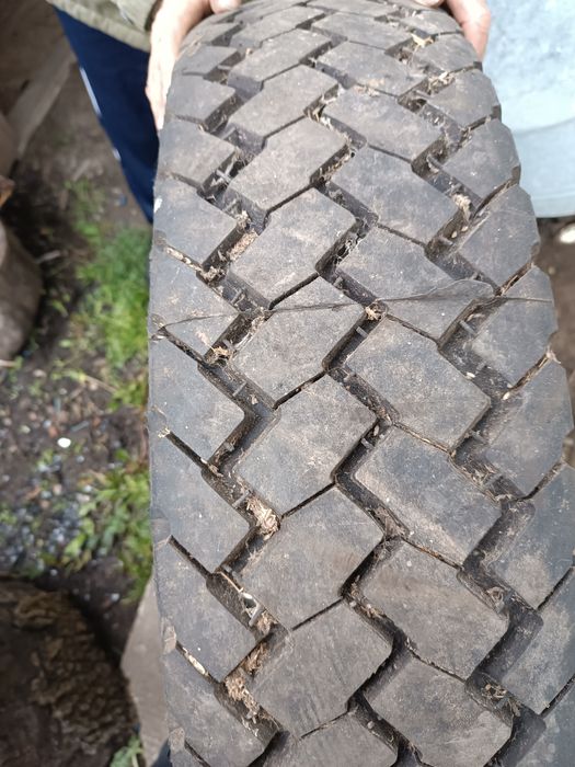 Продам нову шину ЗІЛ