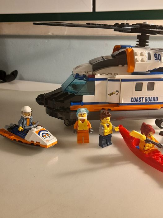 Lego de helicóptero de salvamento