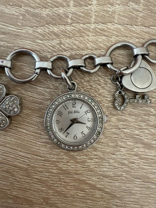 Продам часи “Folli Follie”, б/у оригинал.