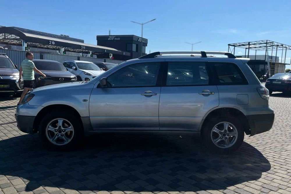 Mitsubishi Outlander 2004