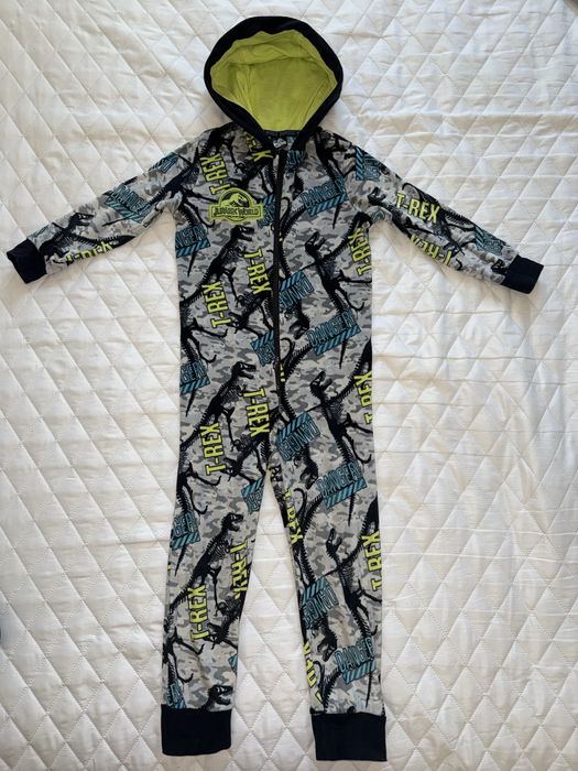 Пакет теплых вещей утепленные джинсы, слип,термо белье,комбинезон