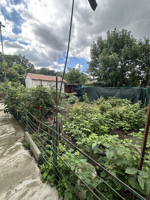 Продаємо будинок