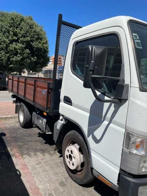 Mitsubishi Canter 3.5T | Carroçaria Nova | 2014