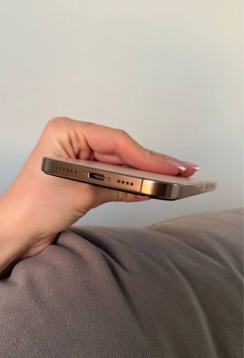  IPhone 16 Pro Max 256gb Desert Titanium