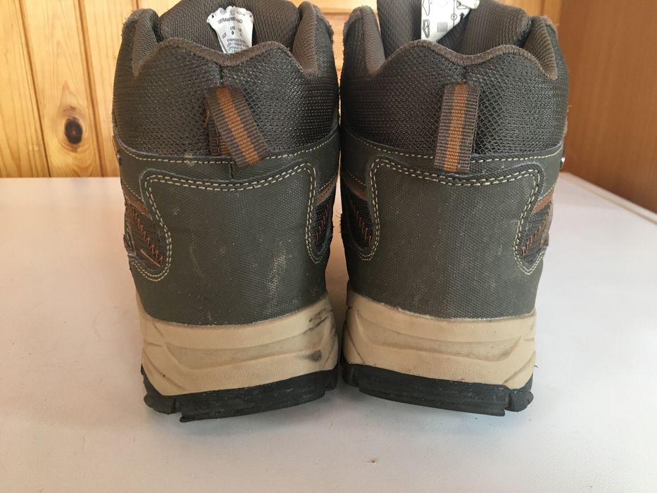 Зимові черевики.42р