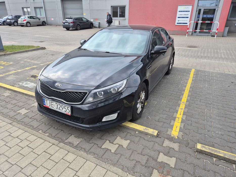 Kia Optima - uszkodzona