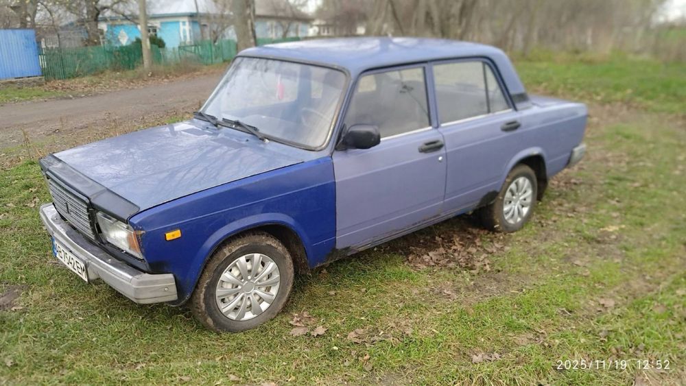 В продажі ВАЗ 2107