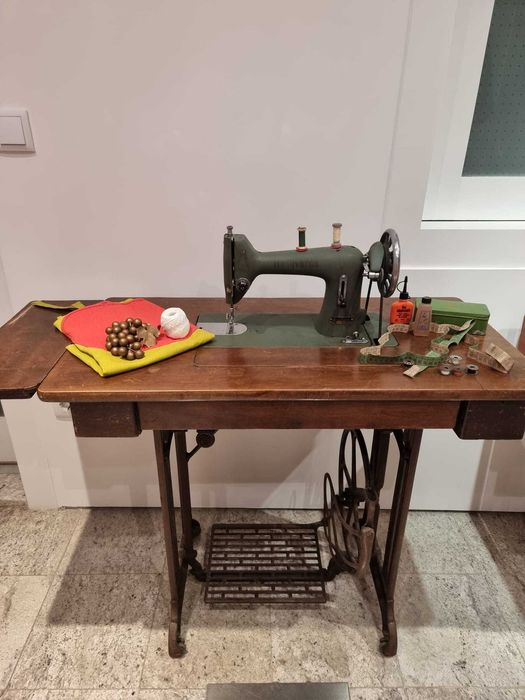 Maquina Costura Husqvarna