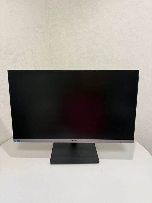 Професійний монітор 24" Samsung S24R650 IPS FHD