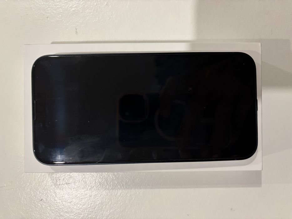 iPhone 14 APPLE (6.1'' - 128 GB - Midnight black)