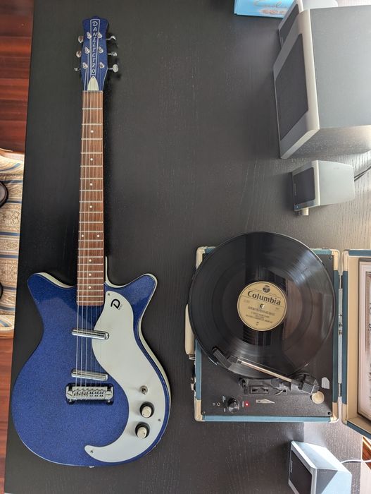 Danelectro '59M NOS+ Blue Metalflake (60th Anniversary)