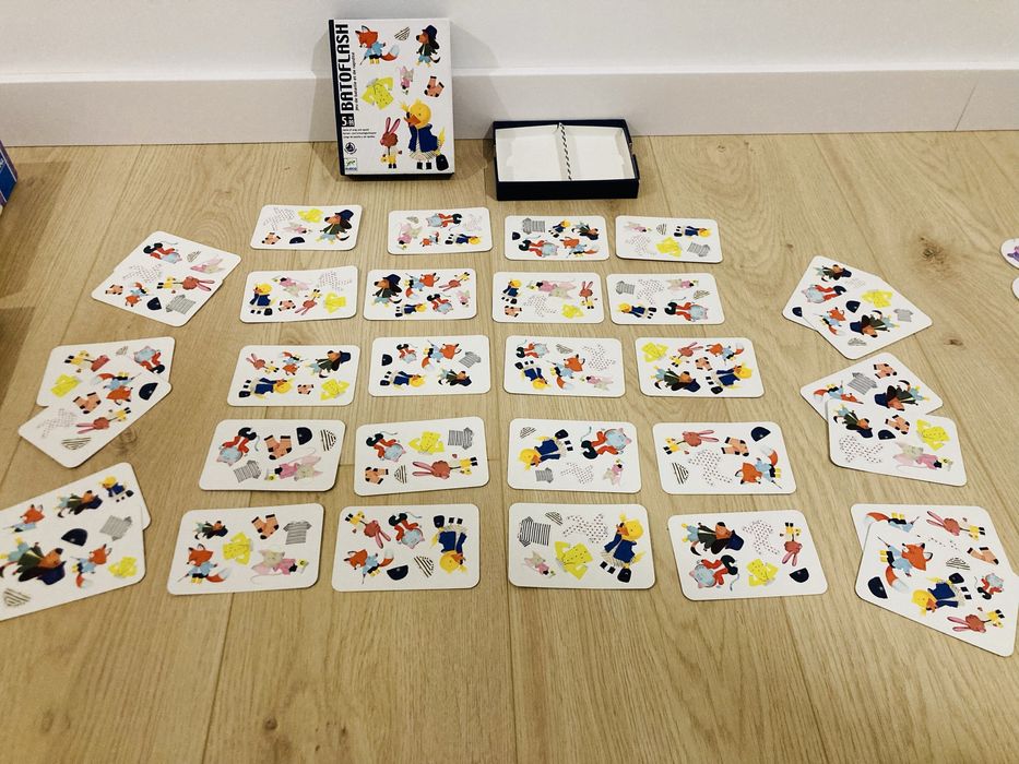 # petit# cards# find