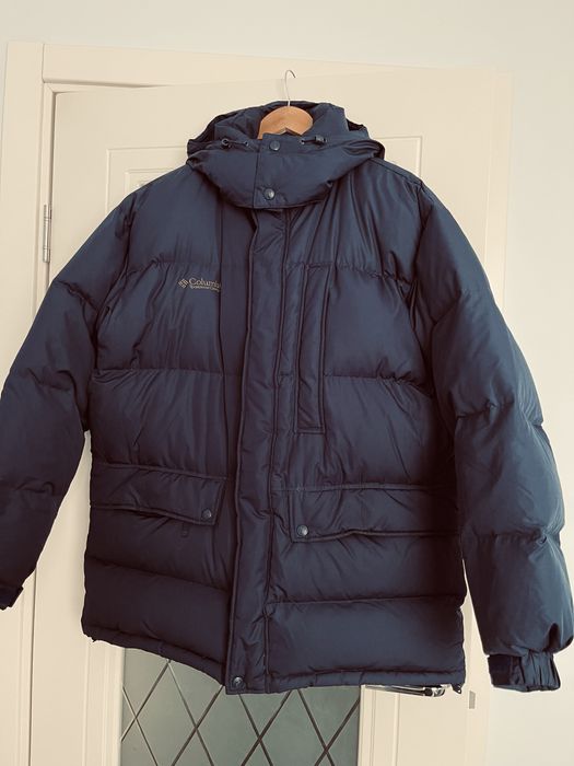 Пуховик Columbia   Мужской- наполнитель пух размер L