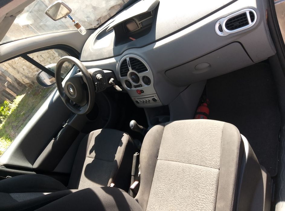 Samochód osobowy Renault modus 1,5 diesel 2011