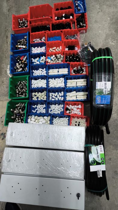 Grande lote de fittings/conexões/Tubos de Polietileno