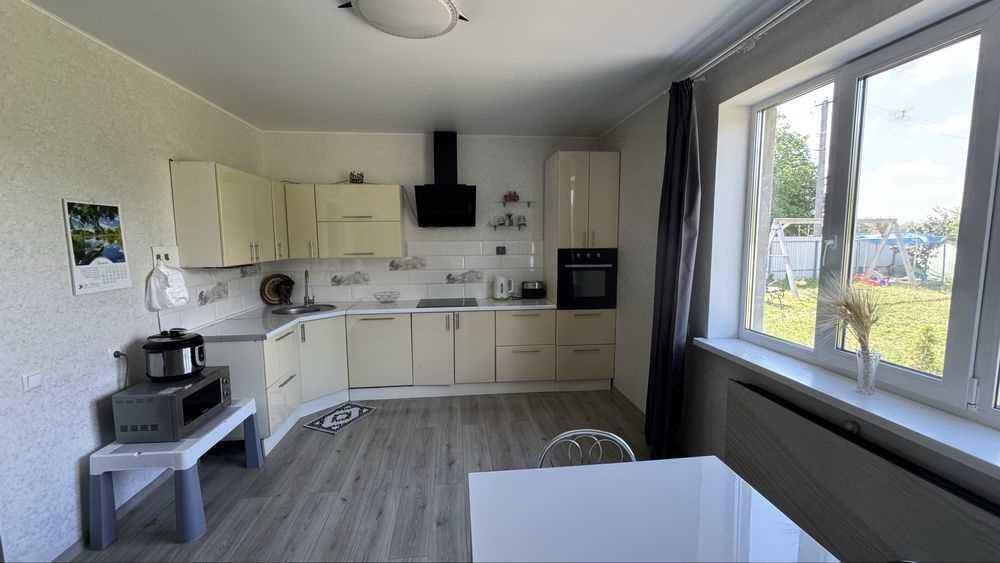 Окремий будинок з ремонтом