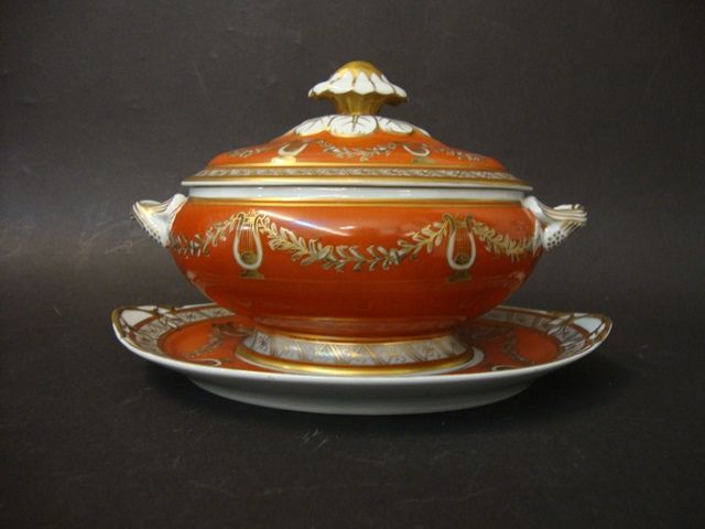 Terrina em porcelana Companhia das Índias