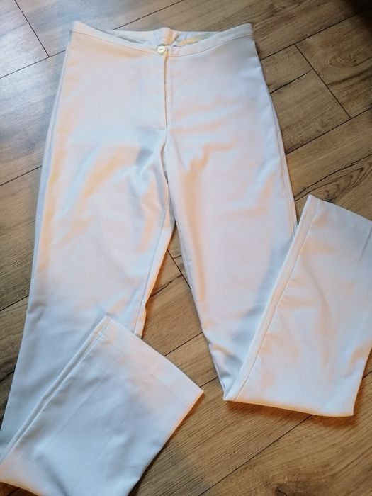 Spodnie firmy Clothes