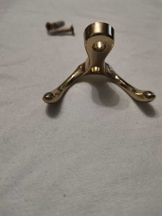 Крючек держатель на стену