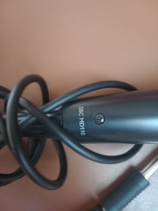 Philips SBCMD110 Microfone Dinâmico para Karaoke