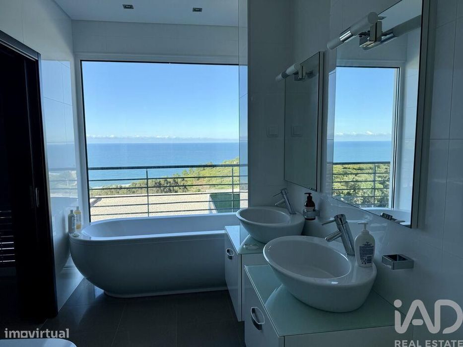 Moradia isolada T3 em Famalicão de 156 m2