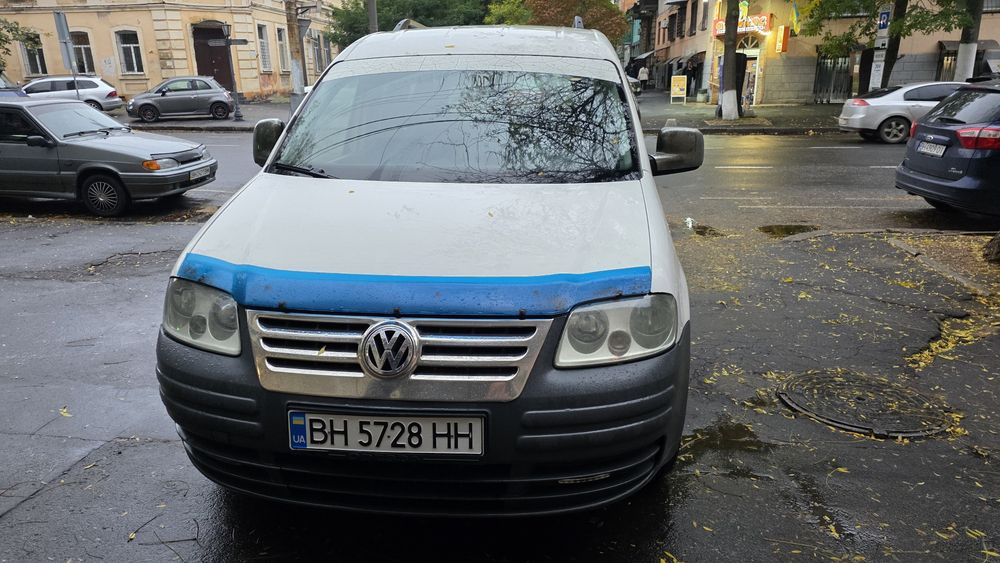 Volkswagen caddy 2005г 1.9