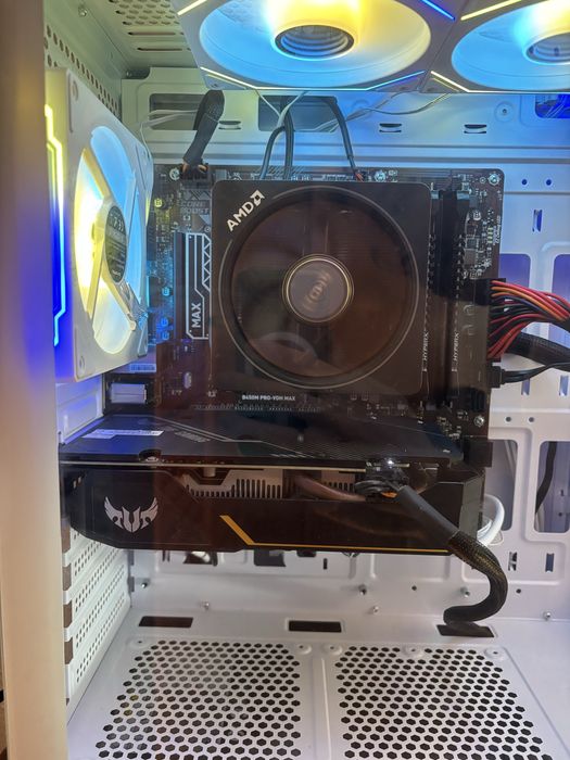 Computador Gaming RGB Branco- Ryzen 7 / GTX 1660 TI