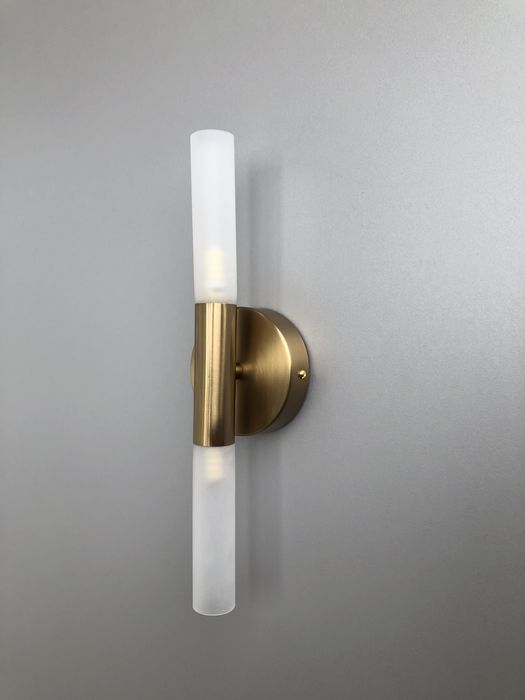 Люстри та бра настінне бра,стильне бра