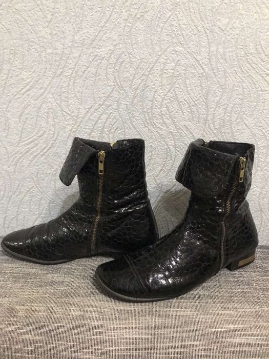 Продам ботинки кожанные