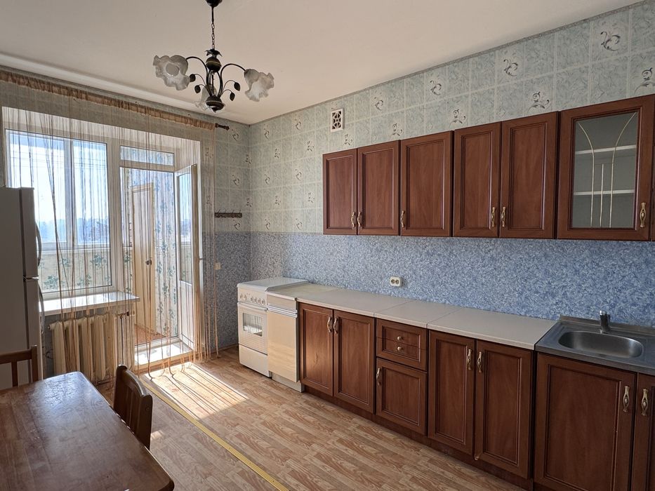 Двокімнатна оренда, Алма-Атинська