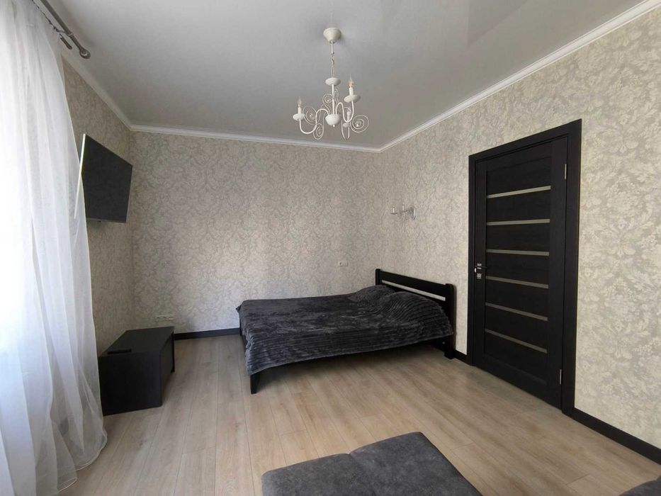 Посуточно свободна  своя новая евродвушка  ЖК Радужный 2+2