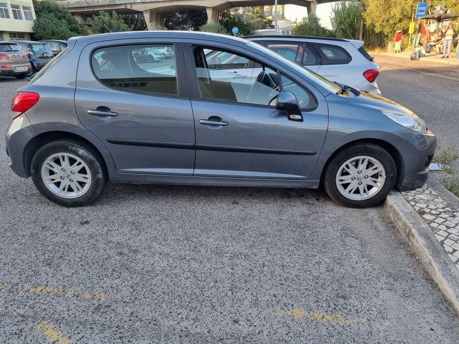 Peugeot 207 1.4 para venda foto 2